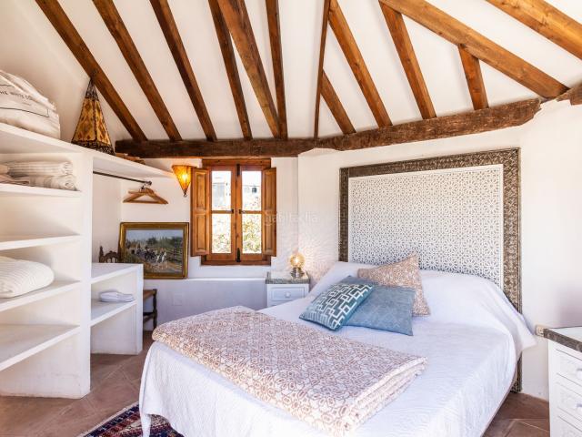 Masía en venta en Valle El. Antiguo molino renovado con piscina. Masías Valle.