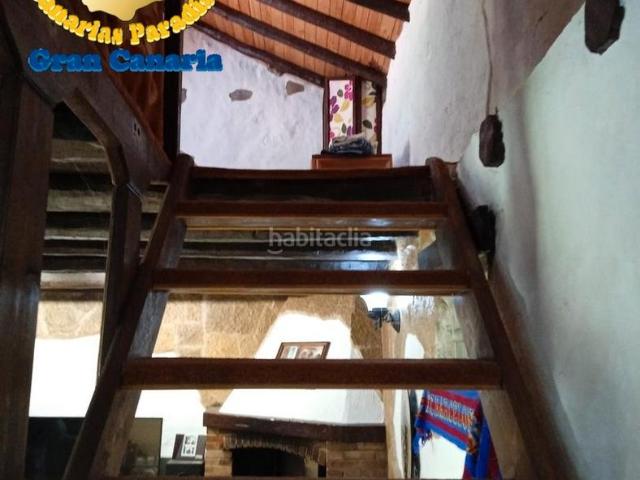 Masía en venta en Valleseco. Casa de campo en venta con terreno en Valleseco. Masías.