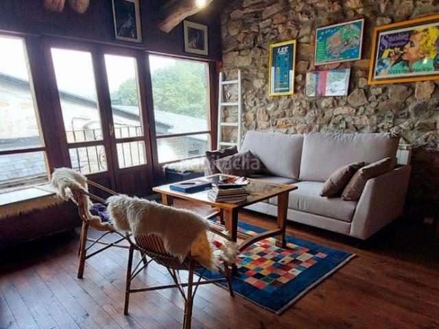 Masía en venta en Veiga A. ? Refugio de montaña en Trevinca Naturaleza, deporte y cielo estrellado. Masías Veiga.