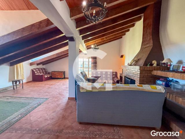 Masía en venta en Vélez Málaga, Norte Barrio del Pilar El Reñidero. Rentabilidad y calidad de vida en una finca única en el campo. Masías Vélez.