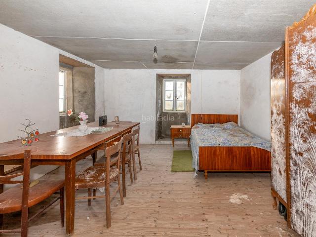Masía en venta en Vilalba. Casa de piedra a rehabilitar con terreno en Vilalba. Masías.