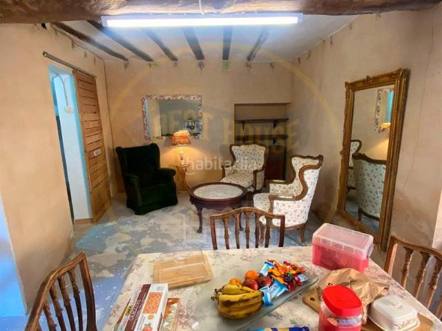 Masía en venta en Villar del Infantado. SE VENDE CASA CON PATIO EN VILLAR DEL INFANTADO. Masías Villar del.