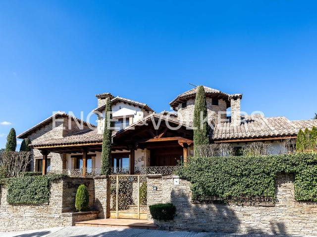 Masía en venta en Villaviciosa de Odón, El Bosque. Villa Exclusiva de Lujo en El Bosque, Villaviciosa de Odón. Masías Villaviciosa de.