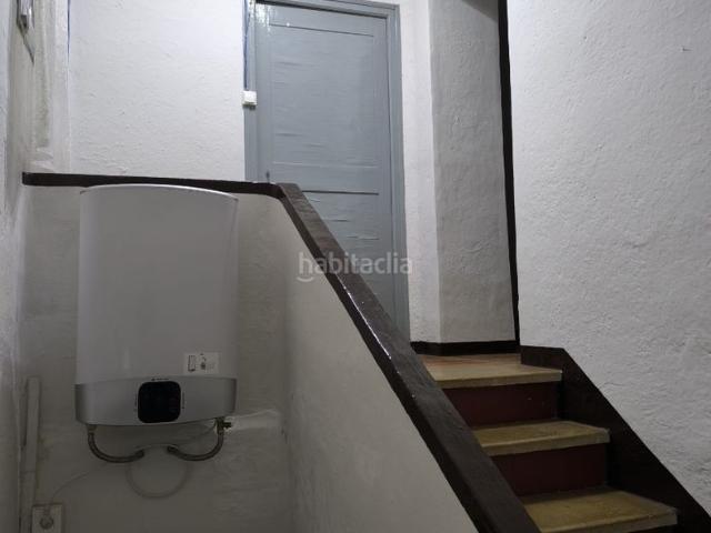 Chalet en venta en Viso del Marqués. Se vende Casa Pareada Tradicional con Encanto en Entorno Tranquilo. Chalets Viso del.