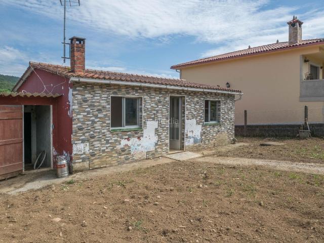 Masía en venta en Abegondo. Fin de semana a reformar con bonita parcela en Abegondo. Masías.