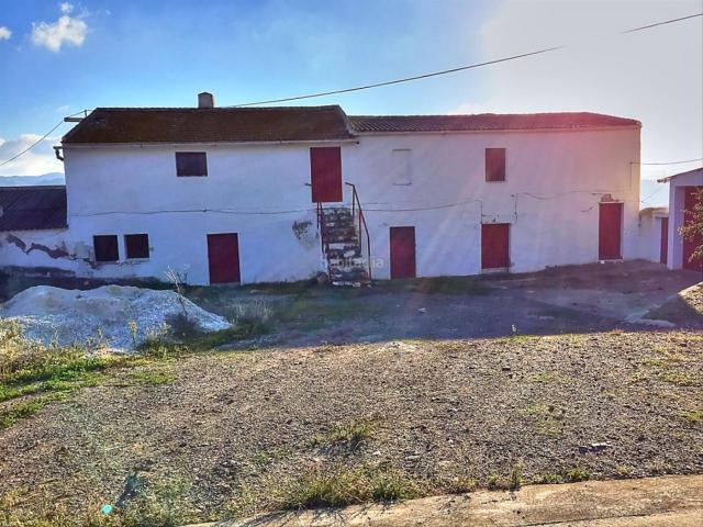 Masía en venta en Álora. Cortijo histórico con 1.600.000 m de terreno cerca de El Chorro inversión junto al Caminito del Rey. Masías.