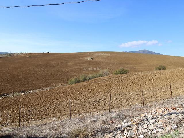 Masía en venta en Álora. Gran finca ubicada en Alora. Masías.