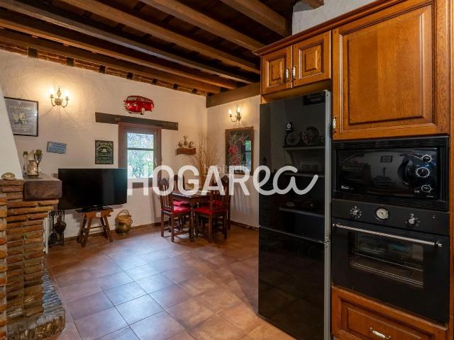 Masía en venta en Alcaucín. Cortijo tradicional en Alcaucín Málaga. Masías.