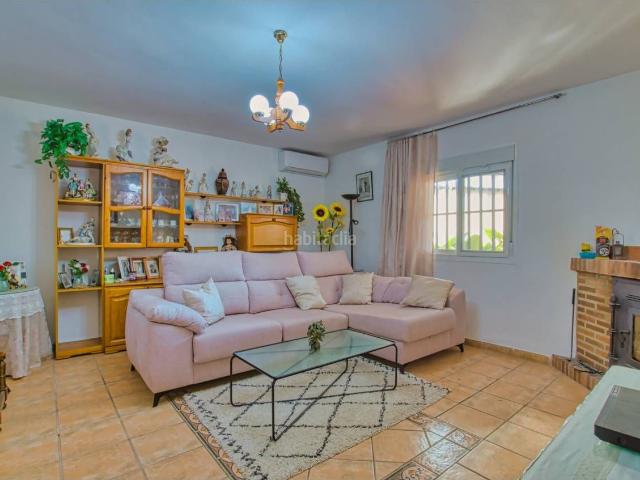 Masía en venta en Alcaucín. Finca Rústica en el Pilarejo. Masías.