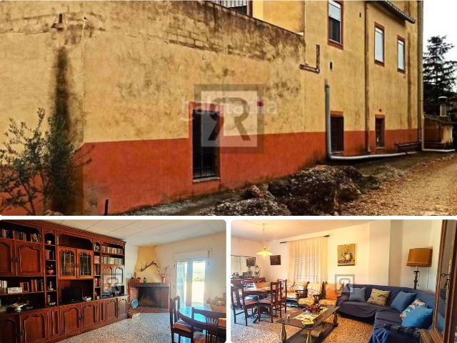 Masía en venta en Alcover. Casa de campo con garaje, almacenes y 6ha de terreno ALCOVER TARRAGONA. Masías.