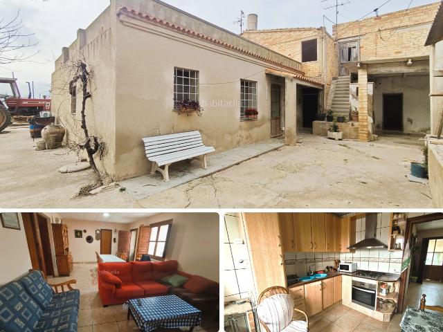 Masía en venta en Aldea L´ Costa Dorada. Casa con finca y varias edificaciones en venta en l'Aldea. Masías Aldea.