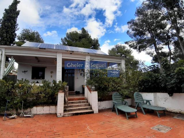 Masía en venta en Alfara de Algimia. Casa rústica autosuficiente con vistas panorámicas. Masías Alfara de.