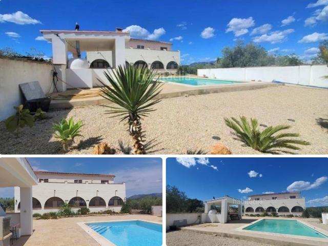 Masía en venta en Ametlla de Mar L´, L´Ametlla de Mar Costa Dorada. Exclusiva Finca Rústica con Encanto y Privacidad A Solo 5 km de la Costa. Masías Ametlla de Mar.