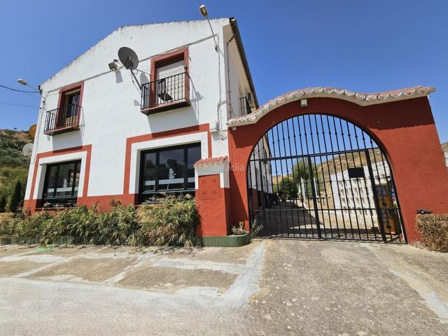 Masía en venta en Antequera, Cueva de Menga. Inversión única en Antequera Restaurante en funcionamiento 8 habitaciones turísticas en finca de 25.500 m2 con olivar, en el cora. Masías.