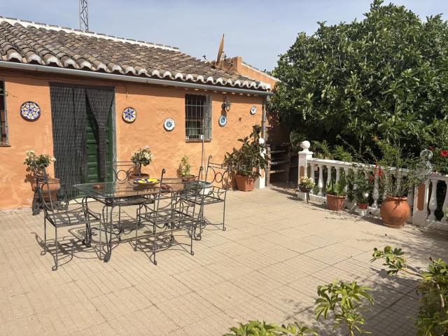 Masía en venta en Antequera, Bobadilla Bobadilla Estación La Joya. CASA RÚSTICA CON 8HA Y ENVASADORA DE ACEITE CON CARTERA DE CLIENTES EN FUNCIONAMIENTO CERCA DE ANTEQUERA. Masías.