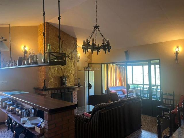 Masía en venta en Aracena. Masías.