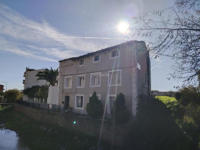 Masía en venta en Arcos Los. Casa con Terreno. Masías Arcos.