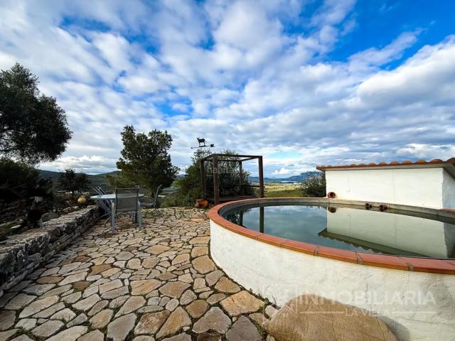 Masía en venta en Ardales. Finca en Ardales con dos viviendas y vistas privilegiadas. Masías.