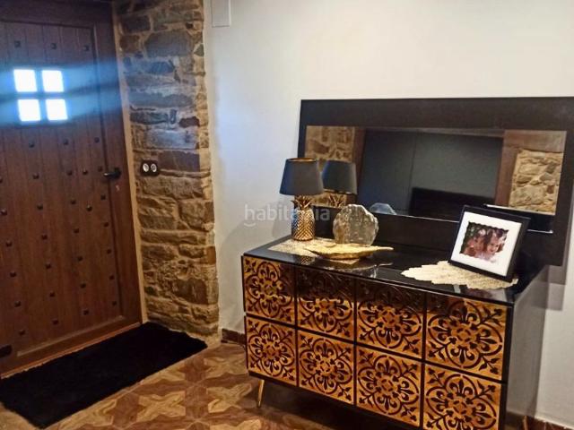 Masía en venta en Arganza. ? ¡Casa con mucho encanto en Campelo, a solo 1 km del Palacio de Canedo!. Masías.