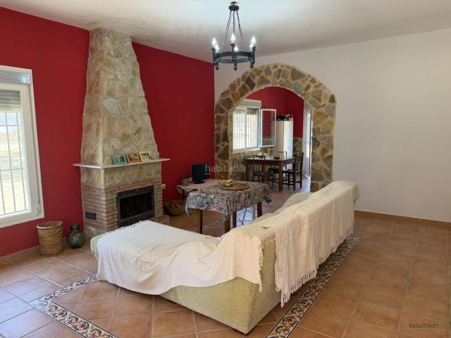 Masía en venta en Badajoz, Pedanías de Badajoz. Finca con casa reformada, piscina y total seguridad en Bótoa a 10 min de Badajoz. Masías.