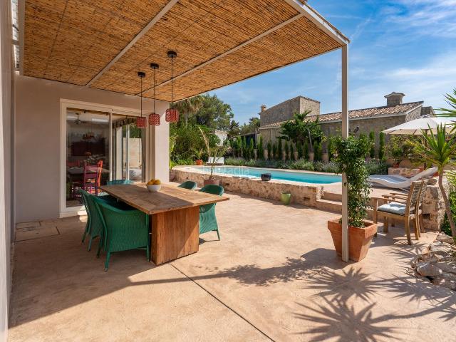 Masía en venta en Baleares Artà, Colònia de Sant Pere. Chalet reformado con piscina, amplio jardín y azotea con vistas al mar en Colonia de Sant Pere. Masías.