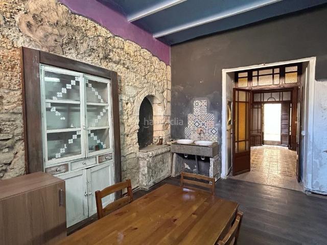 Masía en venta en Baleares Binissalem. CASA DE PUEBLO CON FACHADA DE PIEDRA. Masías.