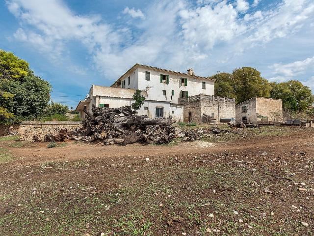 Masía en venta en Baleares Campanet. FINCA DE 1228 M2 CON MÚLTIPLES POSIBILIDADES. Masías.