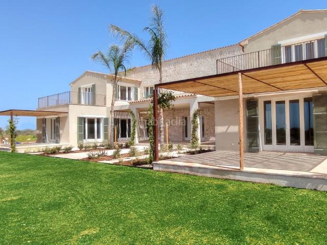 Masía en venta en Baleares Campos, Sa Ràpita Ses Covetes. Atractiva finca de nueva construcción con piscina y vistas al mar en Sa Rápita. Masías.