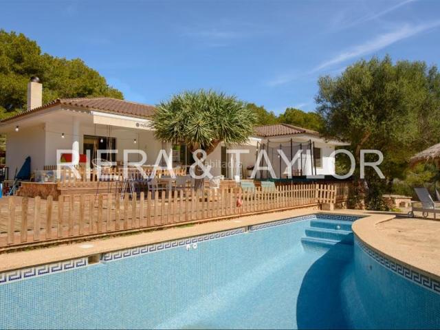 Masía en venta en Baleares Campos, Sa Ràpita Ses Covetes. Se vende casa en primera linea de mar. Masías.