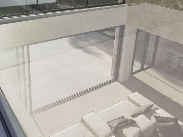 Masía en venta en Baleares Calvià, Santa Ponça. Lujosa villa con zona de bienestar y piscina en Nova Santa Ponsa. Masías.