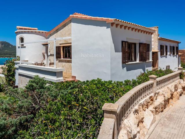 Masía en venta en Baleares Capdepera, Cala Ratjada. Amplio chalet en 1ª línea de mar con espectaculares vistas y fantástica ubicación en Cala Ratjada. Masías.