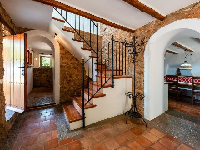 Masía en venta en Baleares Capdepera, Capdepera Poble. Finca histórica de 1890 su retiro en plena naturaleza mallorquina en Capdepera. Masías.