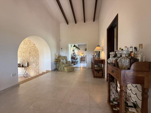 Masía en venta en Baleares Felanitx, Felanitx Poble. Finca de piedra en Felanitx, Mallorca tranquilidad, privacidad y ambiente mediterráneo. Masías.
