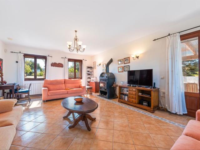Masía en venta en Baleares Felanitx, Felanitx Poble. Finca mediterránea con vistas panorámicas en venta en Felanitx, sureste de Mallorca. Masías.