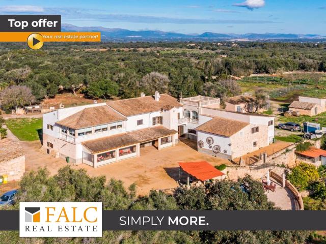 Masía en venta en Baleares Lloret de Vista Alegre. Impresionante finca con licencia agrícola en LLoret de Vistalegre. Masías Lloret de Vista.