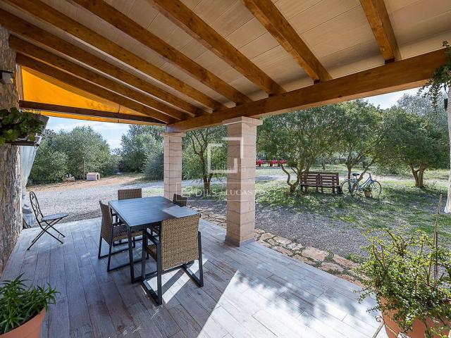 Masía en venta en Baleares Manacor, Manacor Centre. Exclusiva finca rústica en venta de nueva construcción con piscina y total privacidad en Manacor. Masías.