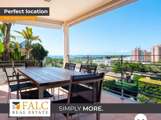 Masía en venta en Baleares Palma de Mallorca, La Bonanova. Exclusivo chalet con fantásticas vistas al mar, gran terraza y garaje en Palma. Masías Palma de.