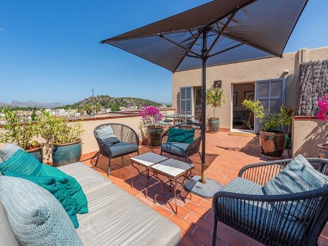 Masía en venta en Baleares Pollença, Pollença Poble. Casa de pueblo con licencia ETV en venta en el corazón de Pollensa, Norte de Mallorca. Masías.