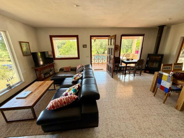 Masía en venta en Baleares Vilafranca de Bonany. Idílica finca cerca de Vilafranca de Bonany autosuficiente, 3 dormitorios, piscina, legalización incluida. Masías Vilafranca de.