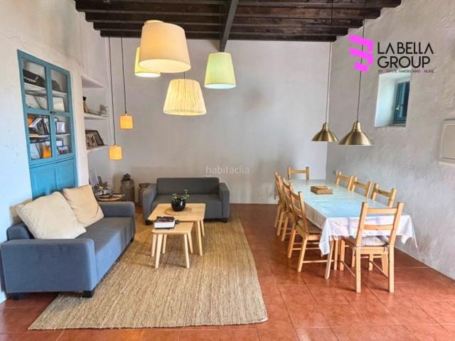 Masía en venta en Baleares Santa Eulària, Santa Gertrudis. Exclusiva finca rústica con gran extensión de terreno en Ibiza. Masías Santa.