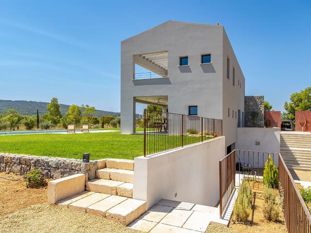 Masía en venta en Baleares Santa María del Camí. Espectacular finca de nueva construcción con piscina en Santa María. Masías Santa María del.
