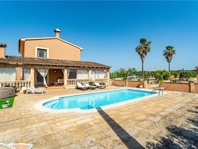 Masía en venta en Baleares Sencelles. Finca rústica con piscina en solar de 8.700 m2 aprox. Masías.