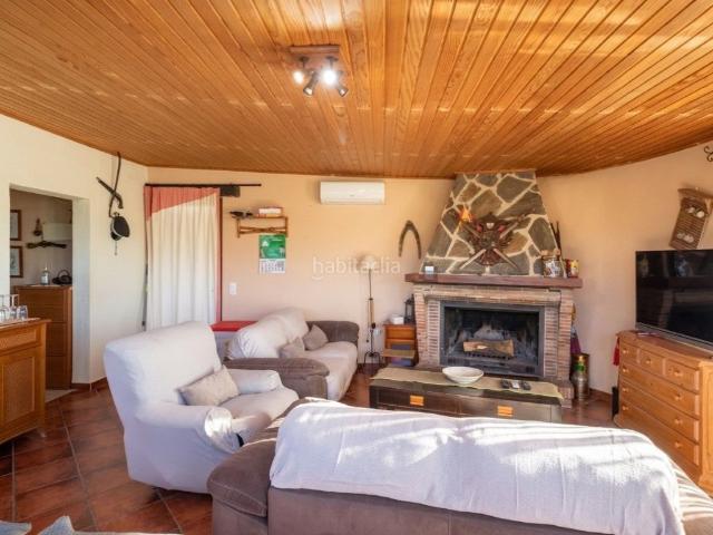 Masía en venta en Benissa, Benissa Pueblo. UN RETIRO PRIVADO EN EL CAMPO CON POSIBILIDADES INFINITAS RESIDENCIA PRINCIPAL, ANEXO PARA INVITADOS, PISCINA E INSTALACIONES ECUE. Masías.