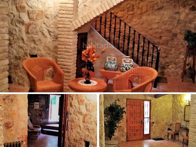Masía en venta en Benissanet Costa Dorada. Casa de pueblo en venta en Benissanet. Masías.