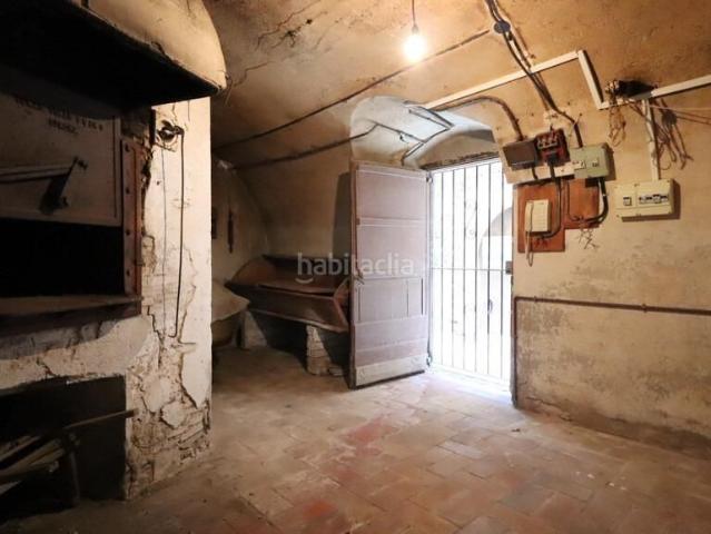 Masía en venta en Boadella i les Escaules. Casa para reformar en pleno centro de Les Escaules un proyecto con gran potencial y encanto rural. Masías Boadella i les.