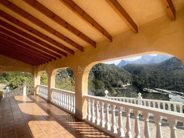 Masía en venta en Bolulla. Masías.