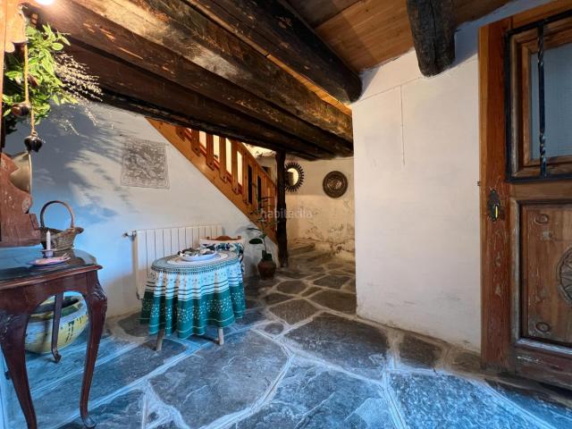 Masía en venta en Borau. Casa de pueblo en venta en Calle Barrio Campo, 3 Borau. Masías.