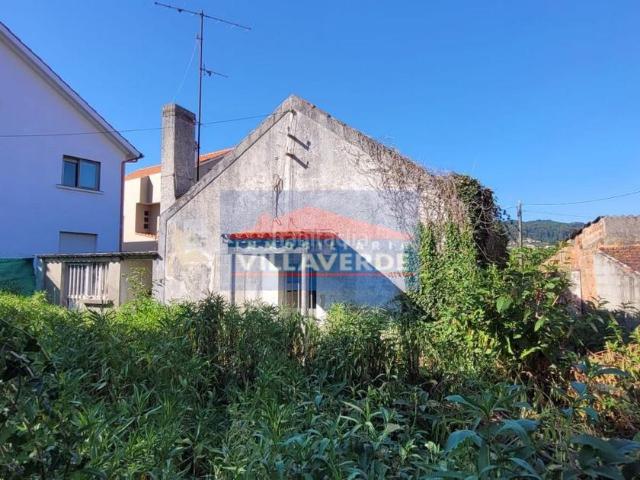 Masía en venta en Cangas, Coiro. CASA CON FINCA EN EL CENTRO DE CANGAS. Masías.