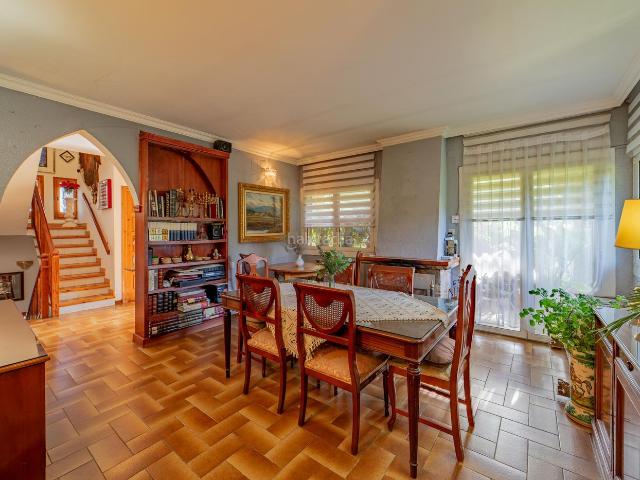 Masía en venta en Caldes de Malavella. Fantastica casa aislada en Urbanizacion Can Carbonell. Masías Caldes de.