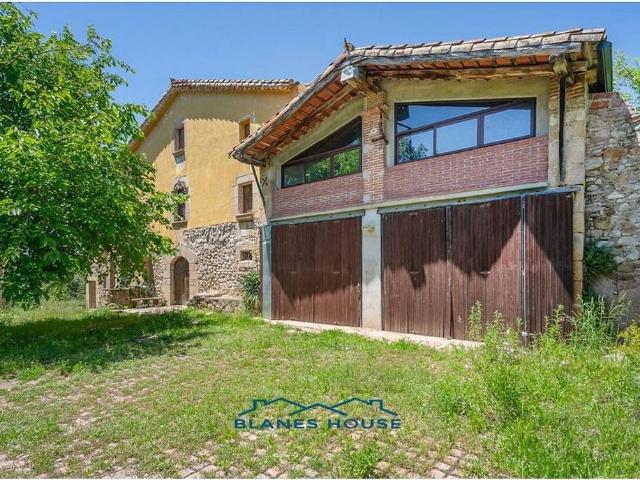 Masía en venta en calle Giv, Riudarenes, de 826 m² 10 habitaciones por 790.000
